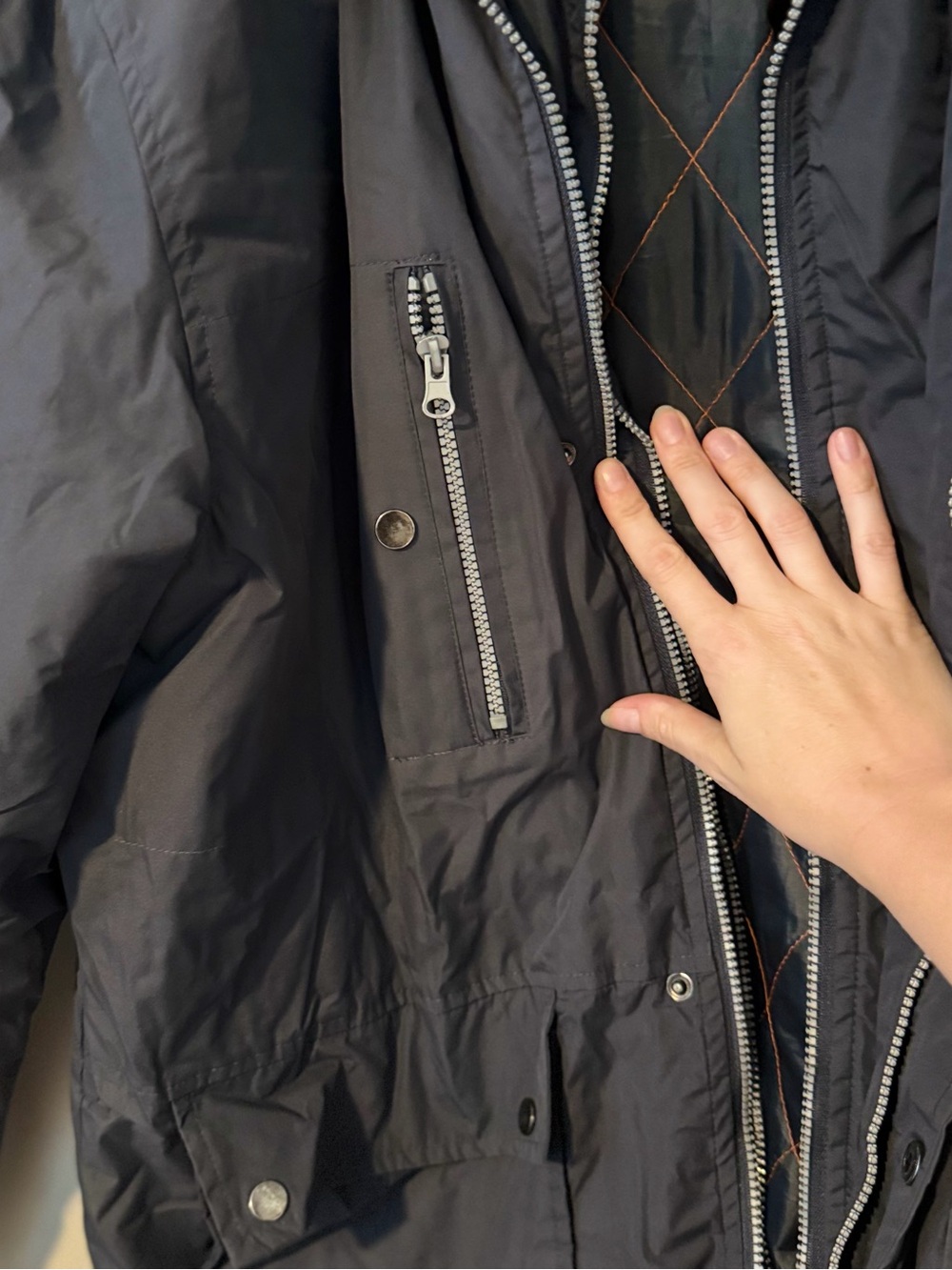 Hooded Utility Jacket - Picture 4 of 9